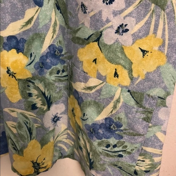 Dilly Scrub Top Women’s Size XL Made IN U.S.A V-Neck Pullover Blue Yellow - Picture 7 of 12